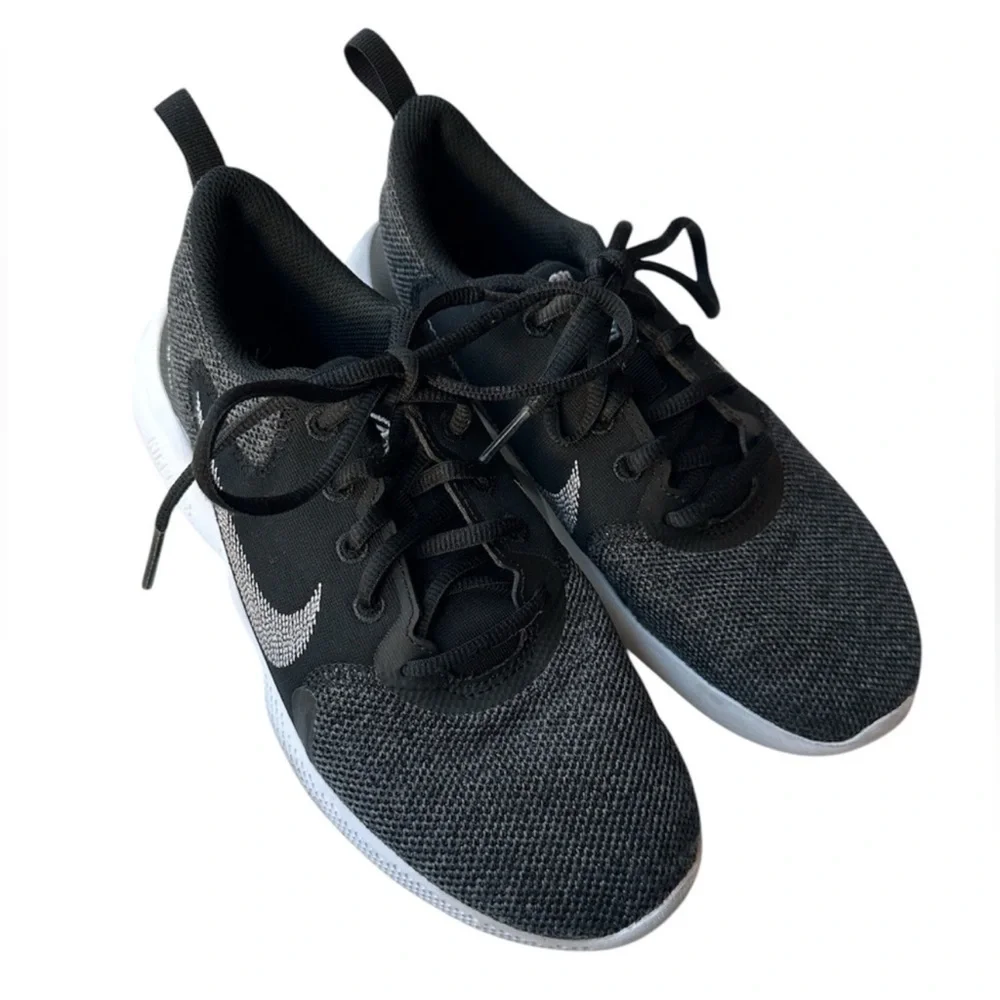Nike Flex Running Shoes Black White Swoosh and Sole Women’s Size 7.5